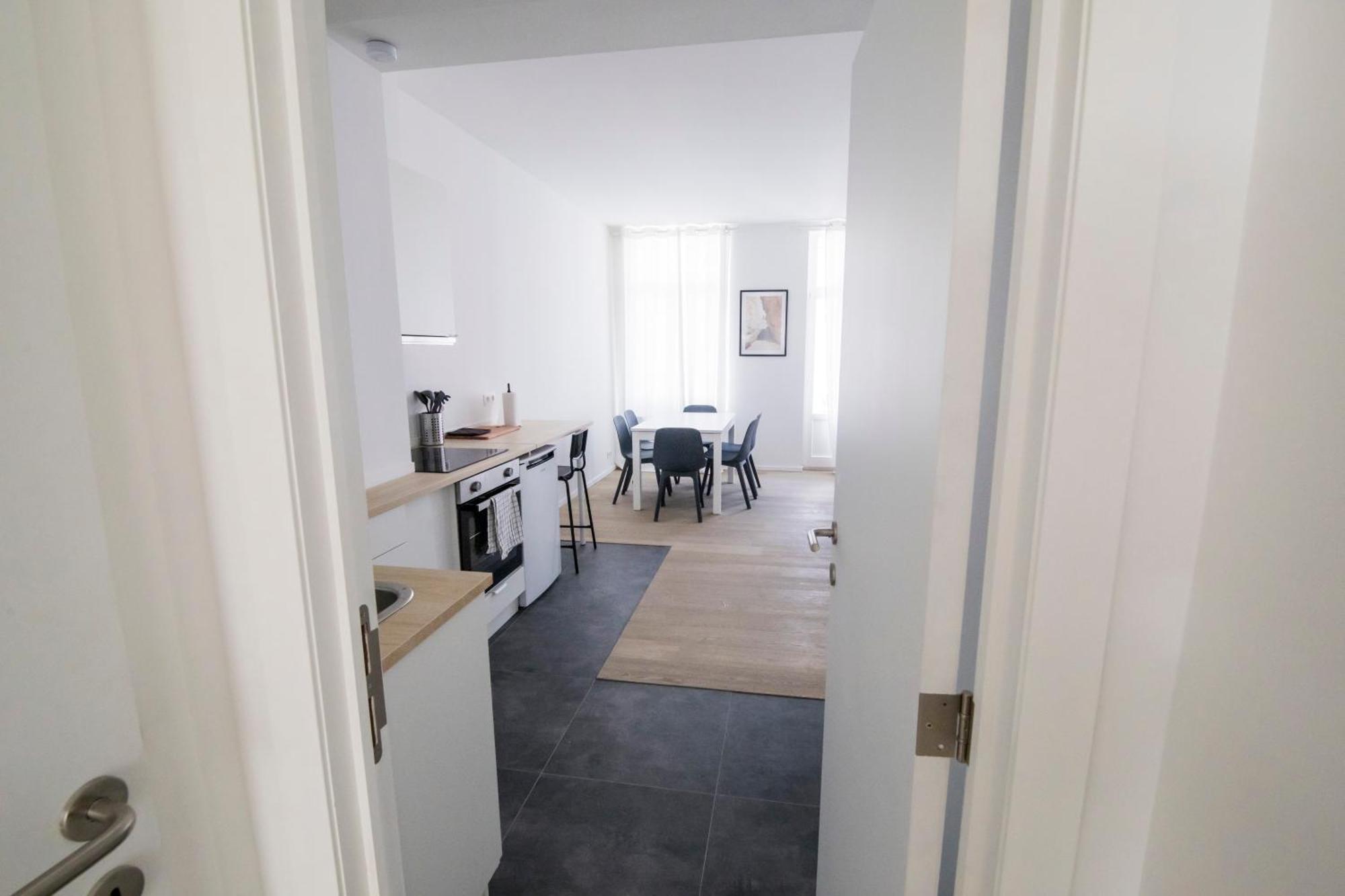 Travelease - Midi Bed & Breakfast Anderlecht Exterior photo