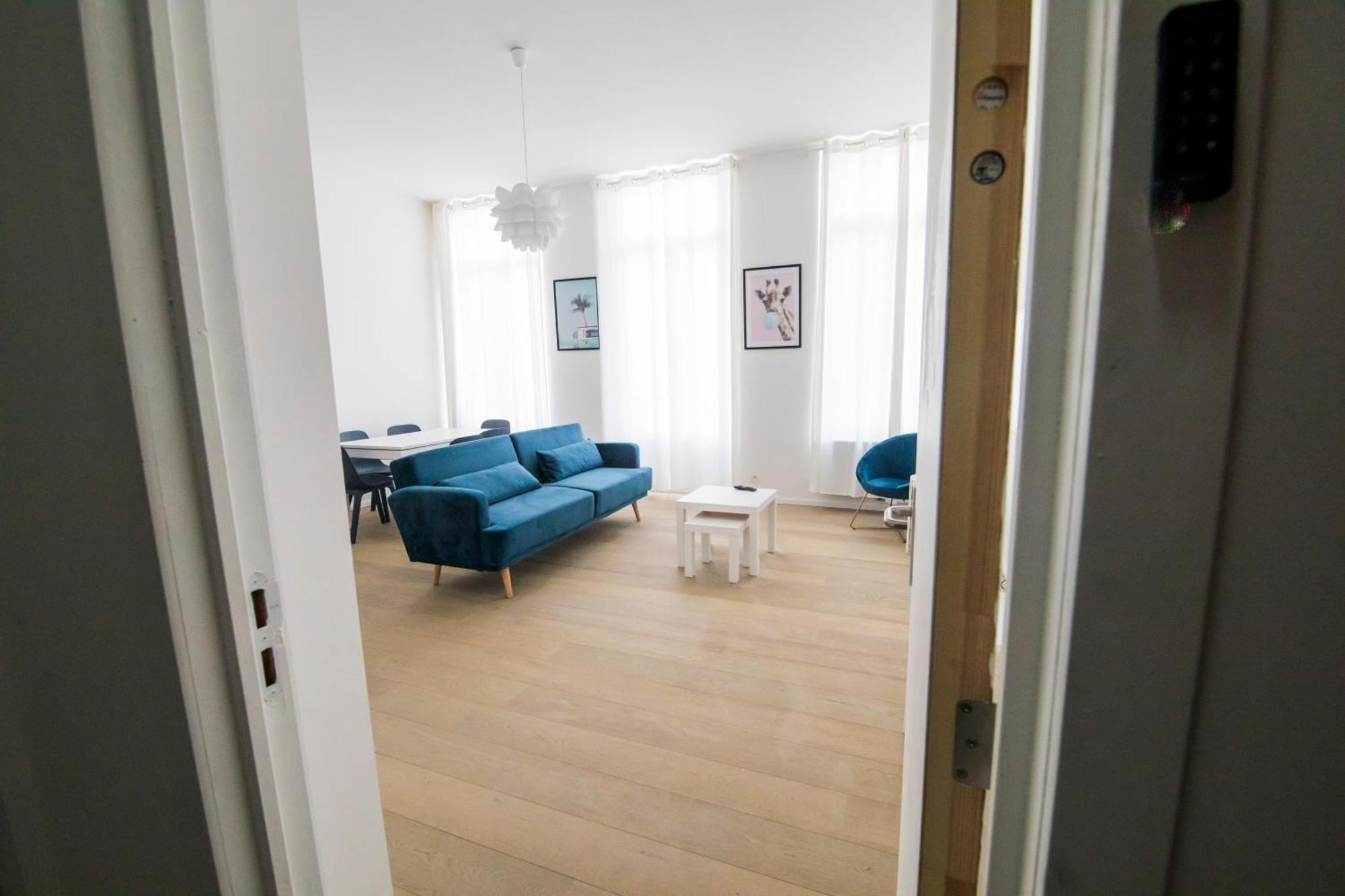 Travelease - Midi Bed & Breakfast Brussels Exterior photo