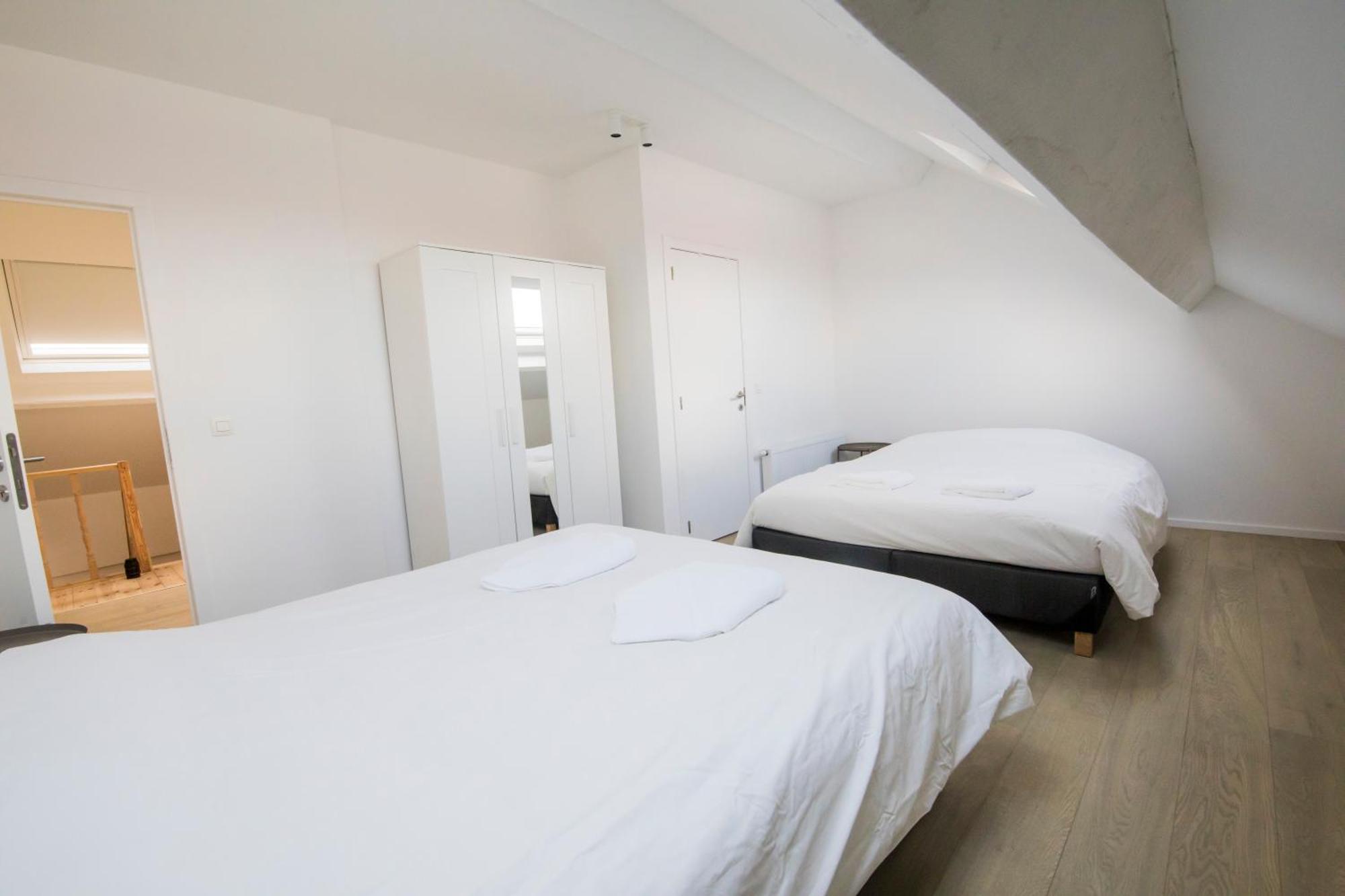 Travelease - Midi Bed & Breakfast Brussels Exterior photo