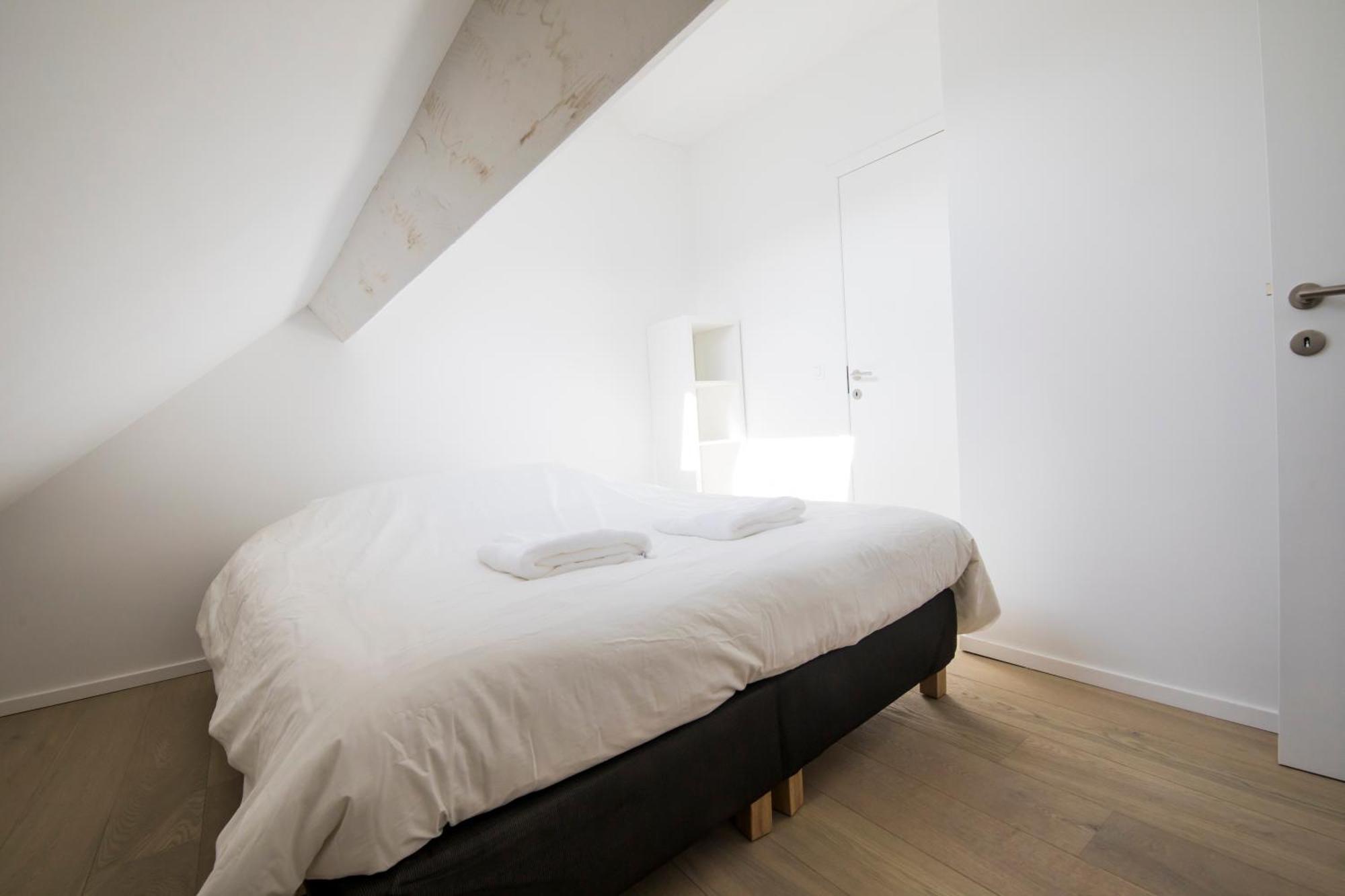 Travelease - Midi Bed & Breakfast Brussels Exterior photo